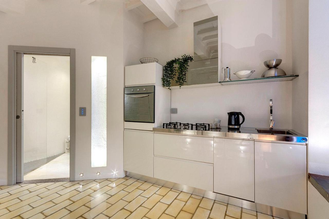 Mamo Florence - Victor Apartment Екстер'єр фото